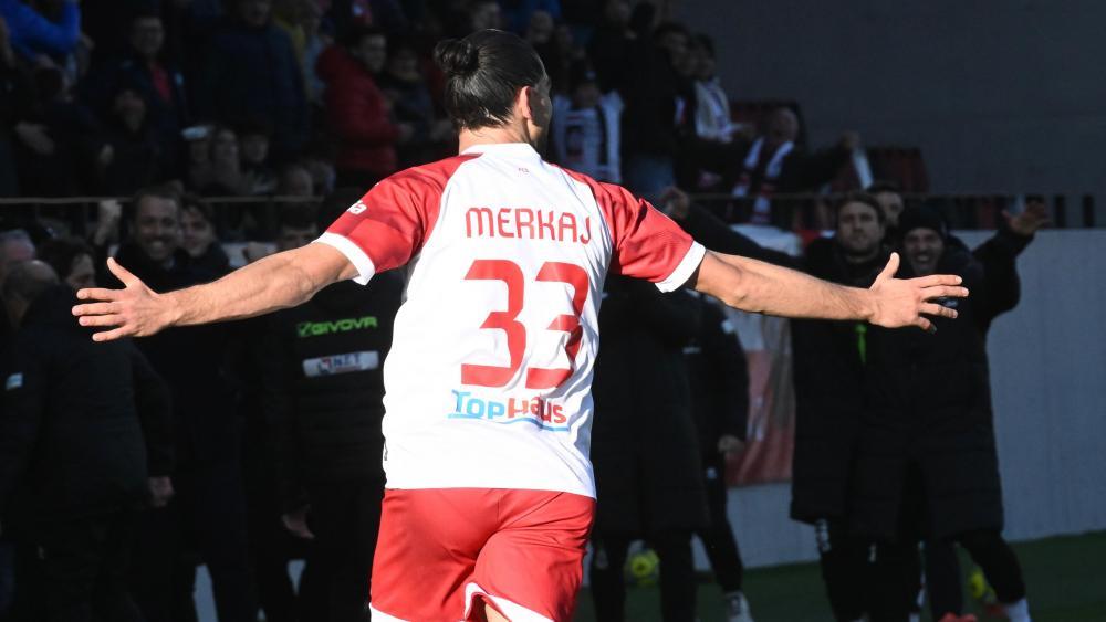 FCS-Noten-Das-riesige-K-mpferherz-des-Silvio-Merkaj