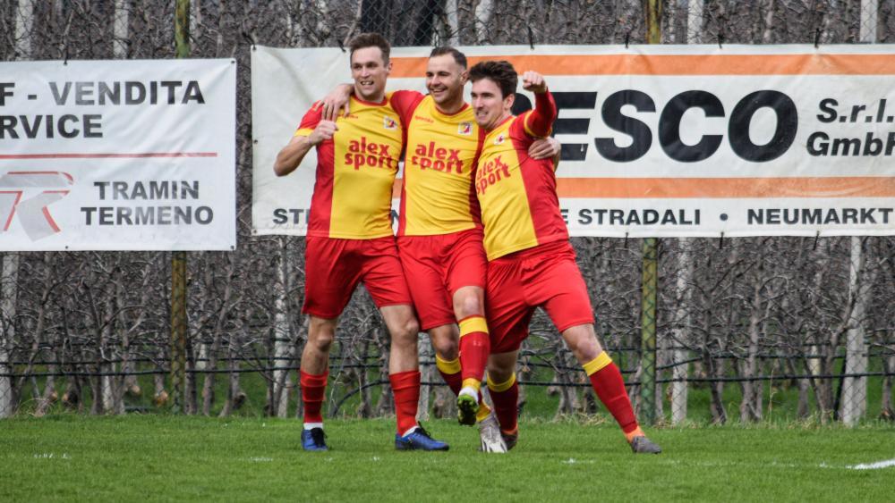 Simon Baldo (rechts) jubelte mit Salurn.