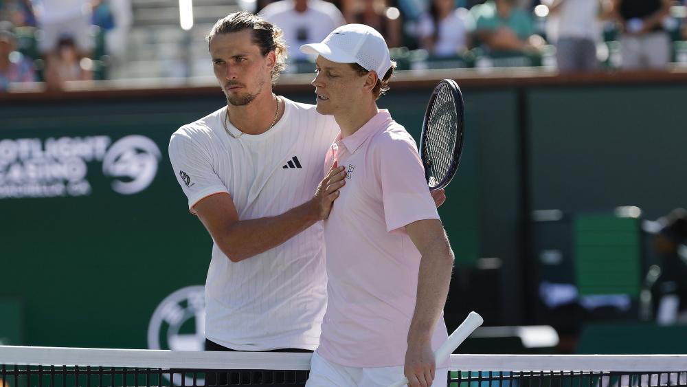 Alexander Zverev und Jannik Sinner im Dauerduell. © ANSA / JOHN G. MABANGLO
