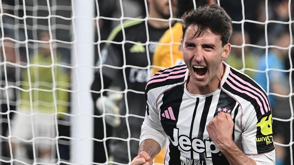 Andrea Cambiaso bejubelt seinen Treeffer. © APA/afp / ISABELLA BONOTTO