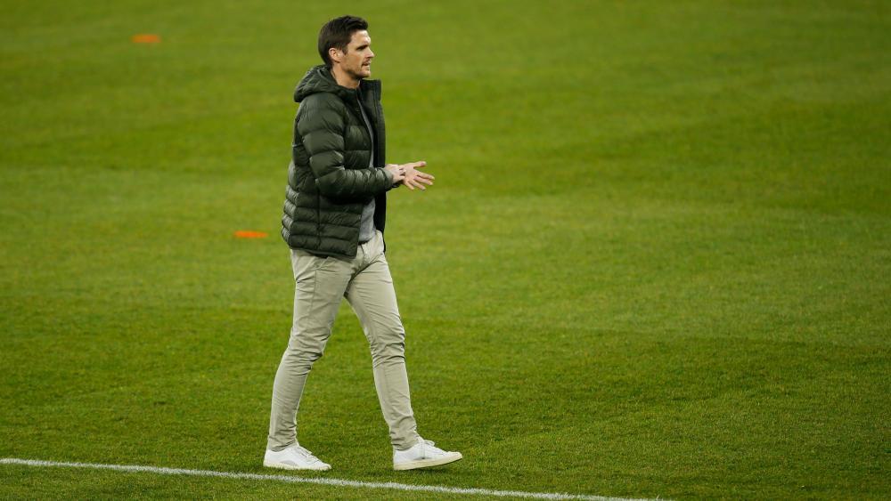 Borussia Dortmund hat sich von Sportdirektor Sebastian Kehl getrennt. © APA/afp / LEON KUEGELER