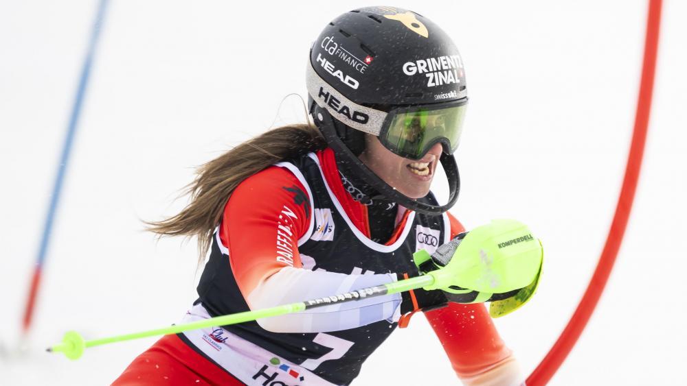 Camille Rast & Co. bestreiten den letzten Slalom des Weltcup-Winters. © ANSA / JEAN-CHRISTOPHE BOTT