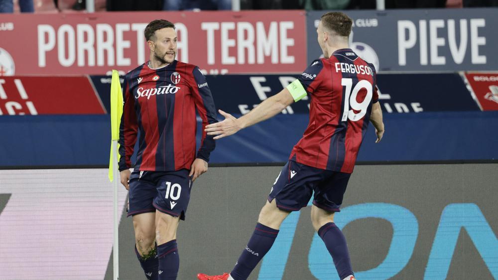Federico Bernardeschi (links) brachte Bologna in Führung. © ANSA / ELISABETTA BARACCHI