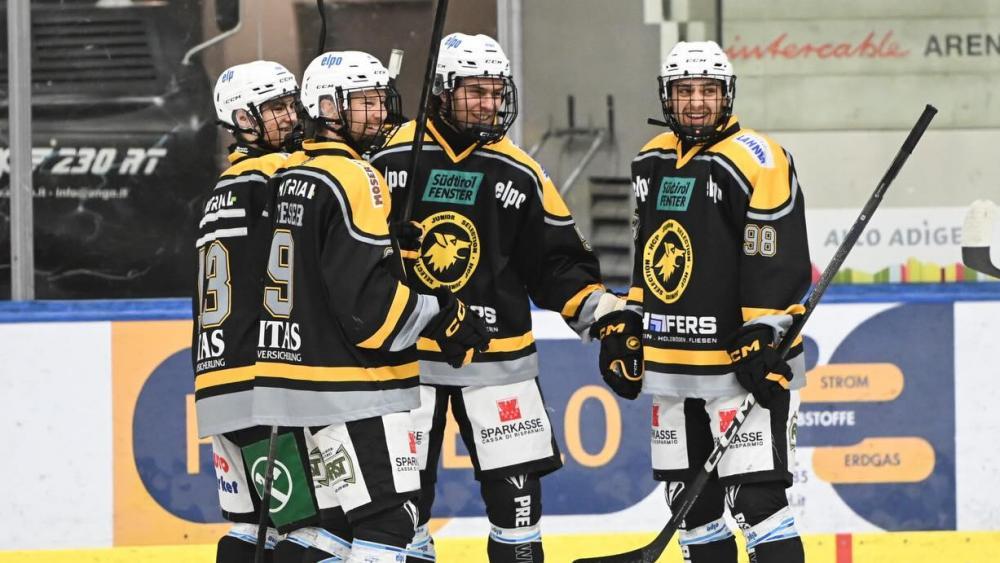 Großer Jubel beim HCP Junior. © Iwan Foppa / HCP