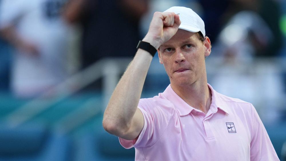 Jannik Sinner peilt beim ATP-Masters den nächsten Titel an. © APA / RICH STORRY