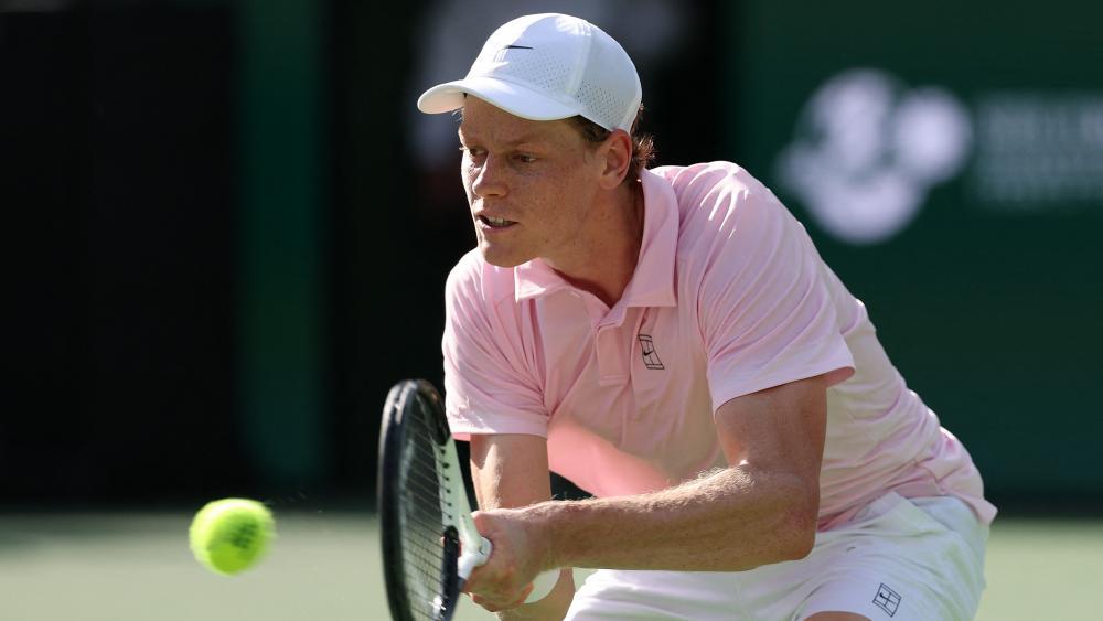 Jannik Sinner träumt vom berühmten Sunshine Double. © APA / CLIVE BRUNSKILL