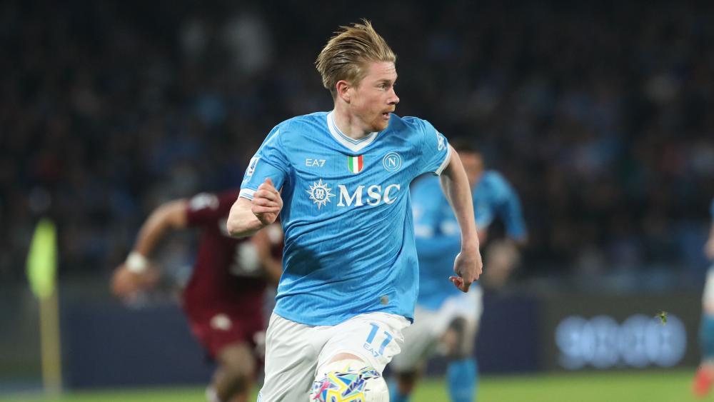 Kevin de Bruyne ist zurück. © APA/afp / CARLO HERMANN