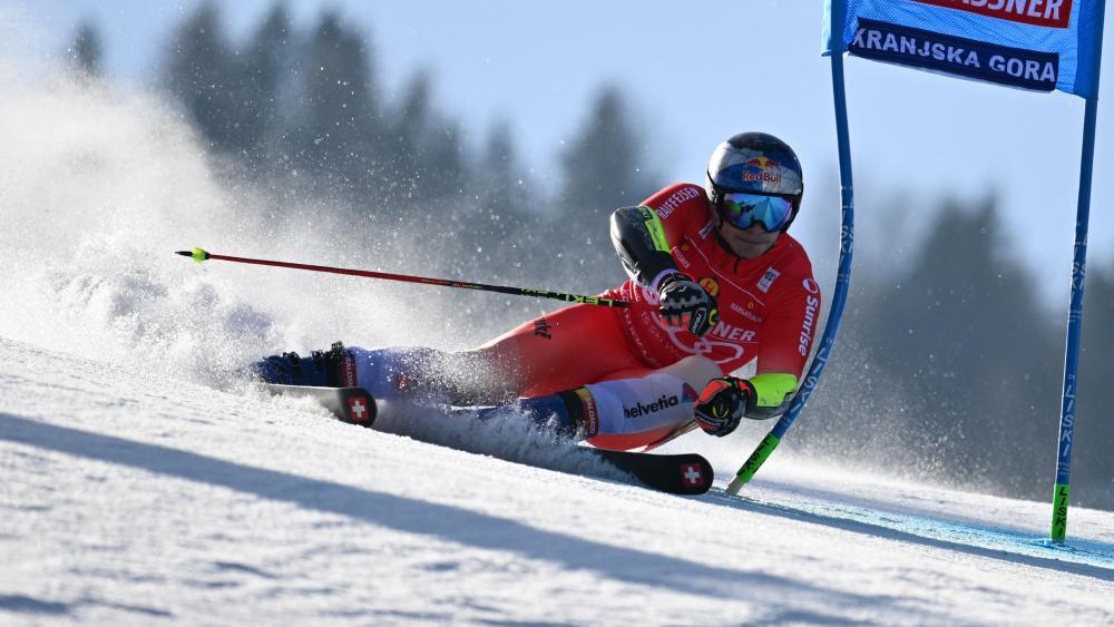 Marco Odermatt geht als großer Gejagter in den den letzten RTL der Saison. © APA/afp / JURE MAKOVEC