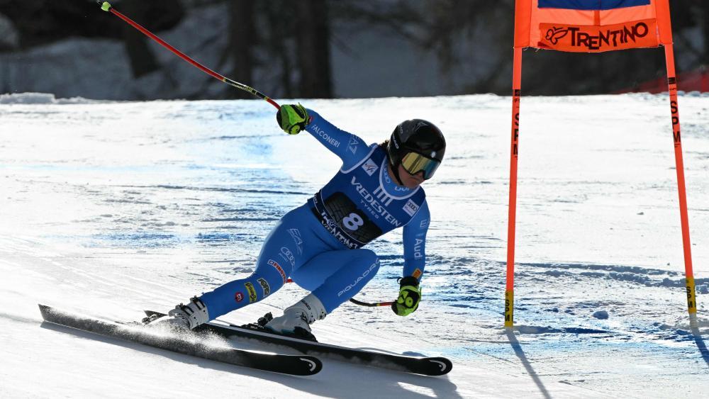Nach ihren Siegen in der Abfahrt sind die Augen natürlich auch auf Laura Pirovano gerichtet. © APA/afp / ANDREAS SOLARO