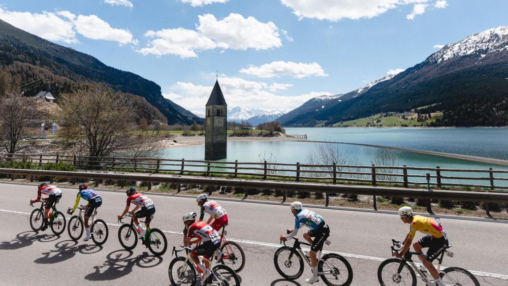 Am Dienstag führte die Tour of the Alps über den Reschenpass. © Tour of the Alps