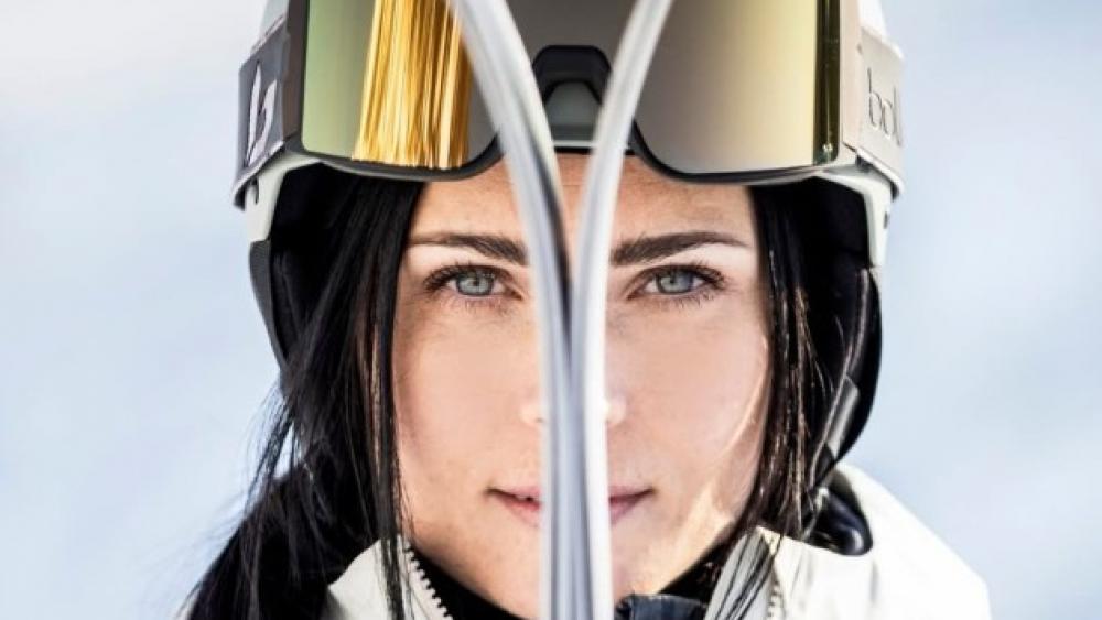 Anna Veith bringt einen neuen Ski heraus. © anna.veith