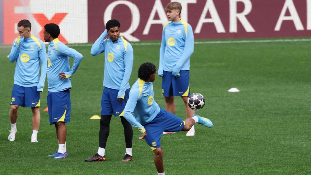 Der Rasen im Atleti-Stadion war dem FC Barcelona viel zu hoch. © APA/afp / THOMAS COEX