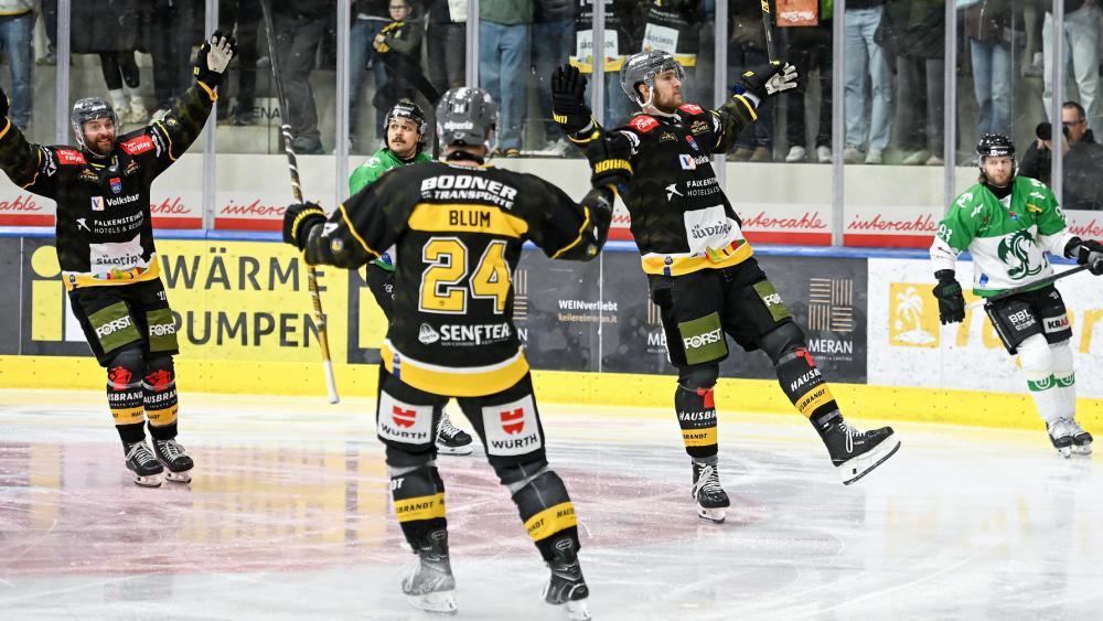 Die Wölfe wollen auch an Ostern jubeln. © HCP/I. Foppa