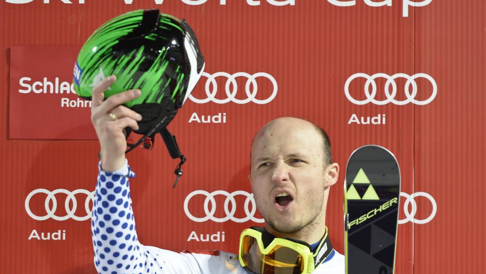 Ein Ski-Exot macht Schluss. © APA / HERBERT NEUBAUER