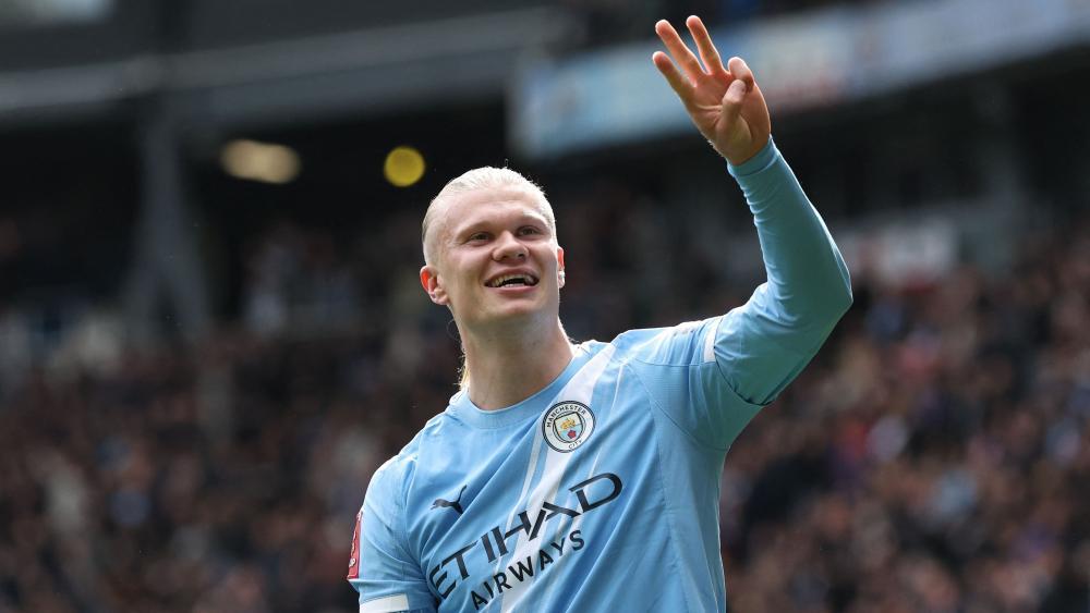 Erling Haaland schoss drei Tore. © APA/afp / DARREN STAPLES