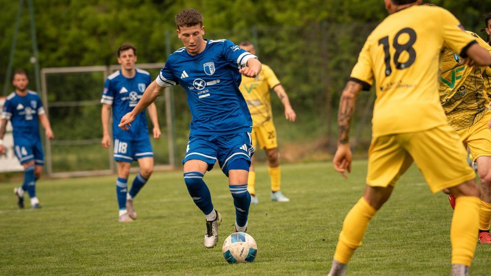 Für Stefan Turini & Co. steht ein wichtiges Heimspiel auf dem Programm. © P. Schwienbacher (2)