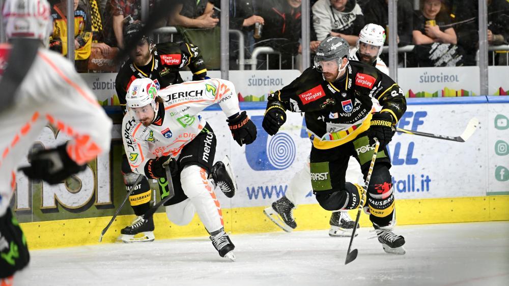 Jon Blum & Co. verloren auch das zweite Finalspiel. © HC Pustertal / I. Foppa