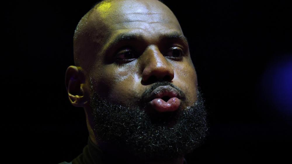 Lakers-Superstar LeBron James polterte. © APA / HARRY HOW