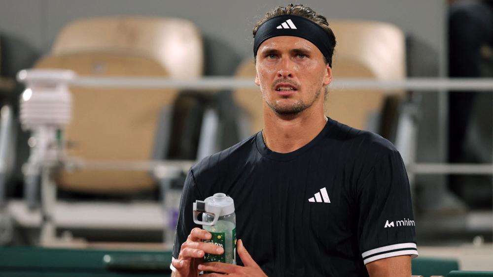 Alexander Zverev ist der Favorit auf den Sieg bei Roland Garros. © APA/afp / THOMAS SAMSON