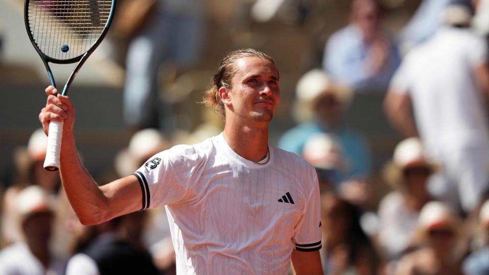 Alexander Zverev ist eine Runde weiter. © APA/afp / DIMITAR DILKOFF