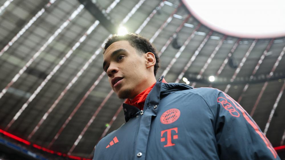 Bayern-Star Jamal Musiala baute einen Unfall. © AFP / ALEXANDRA BEIER