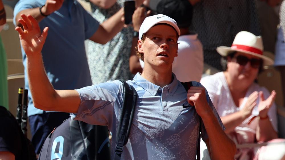 Die Niederlage von Jannik Sinner war in der Tennis-Szene das Gesprächsthema Nummer 1. © ANSA / MOHAMMED BADRA