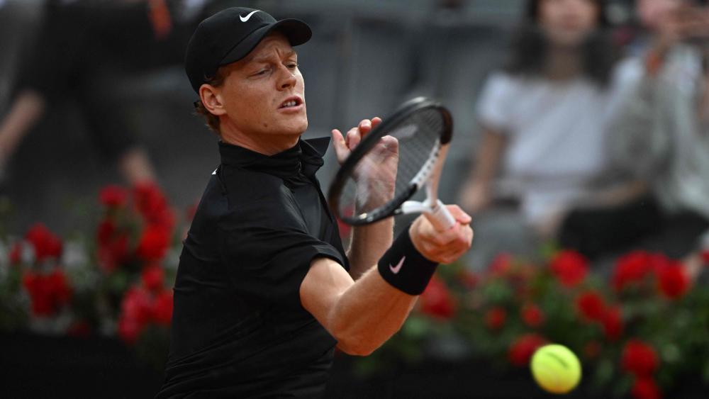 Jannik Sinner am Samstag in Rom. © APA/afp / TIZIANA FABI