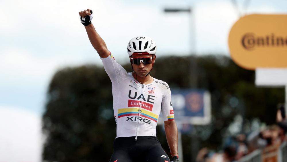 Jhonatan Narvaez gewann die achte Giro-Etappe. © APA/afp / LUCA BETTINI