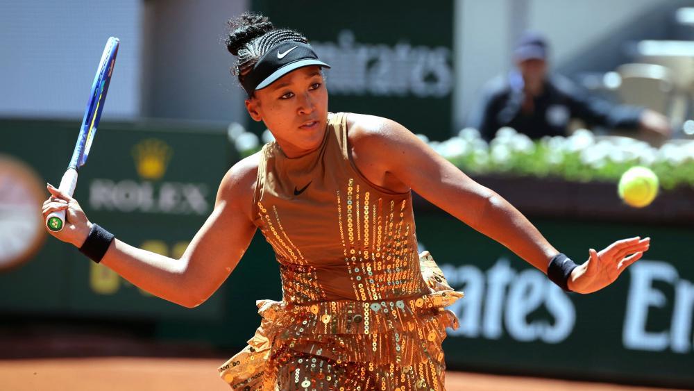 Naomi Osaka sorgte mit ihrem Kleid für Aufsehen. © APA/afp / THOMAS SAMSON