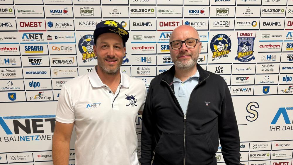Vorstandsmitglied David Ceresa mit dem neuen Trainer Jarno Mensonen.