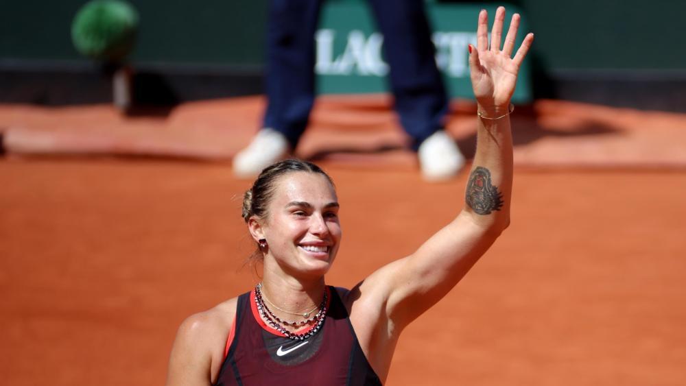 Weiter im Rennen um den Titel bei den French Open: Aryna Sabalenka. © ANSA / CHRISTOPHE PETIT TESSON