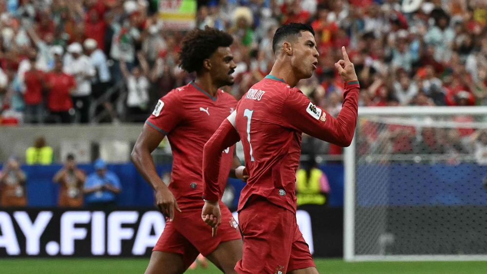 Cristiano Ronaldo hat einen Doppelpack erzielt. © APA/afp / RONALDO SCHEMIDT