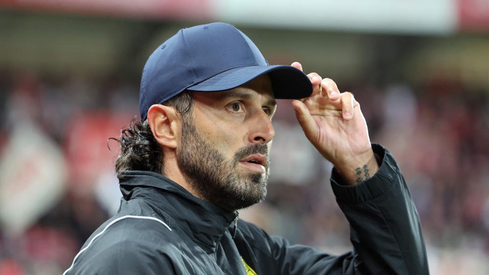 Fabio Grosso wechselt die Trainerbank. © APA/afp / FRED TANNEAU