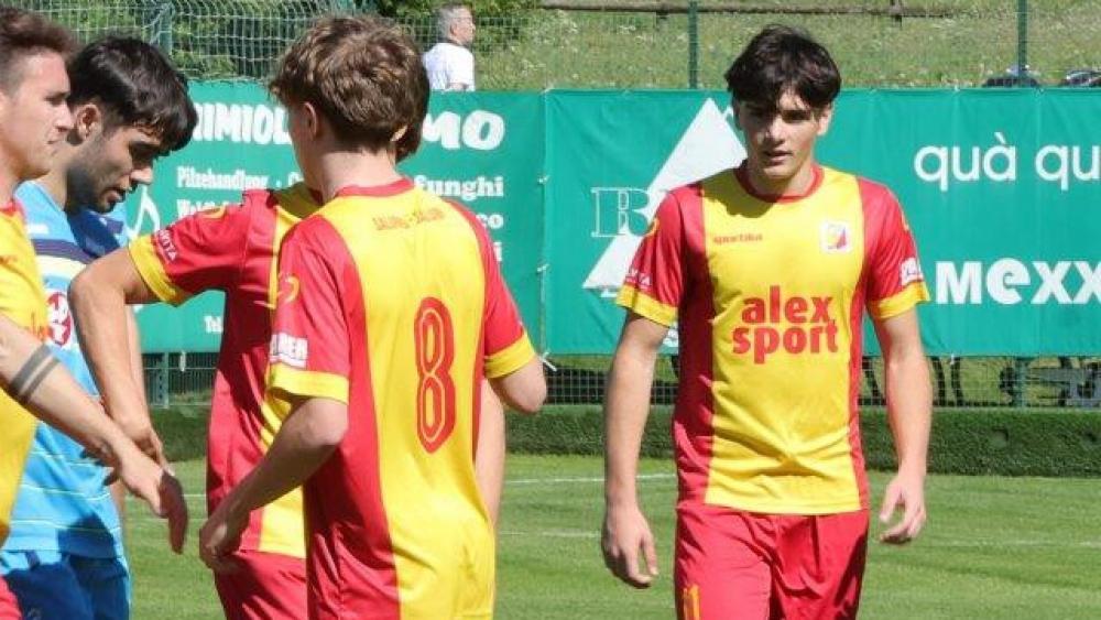 Künftig in der Serie D: Jacopo Mandaglio (r.).