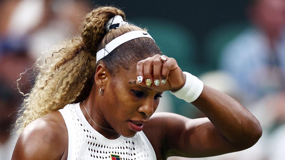 Serena Williams verlor in drei Sätzen. © APA/afp / HENRY NICHOLLS