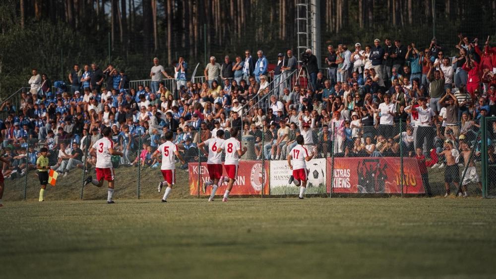 So jubelt Kiens über die Landesliga-Rückkehr.