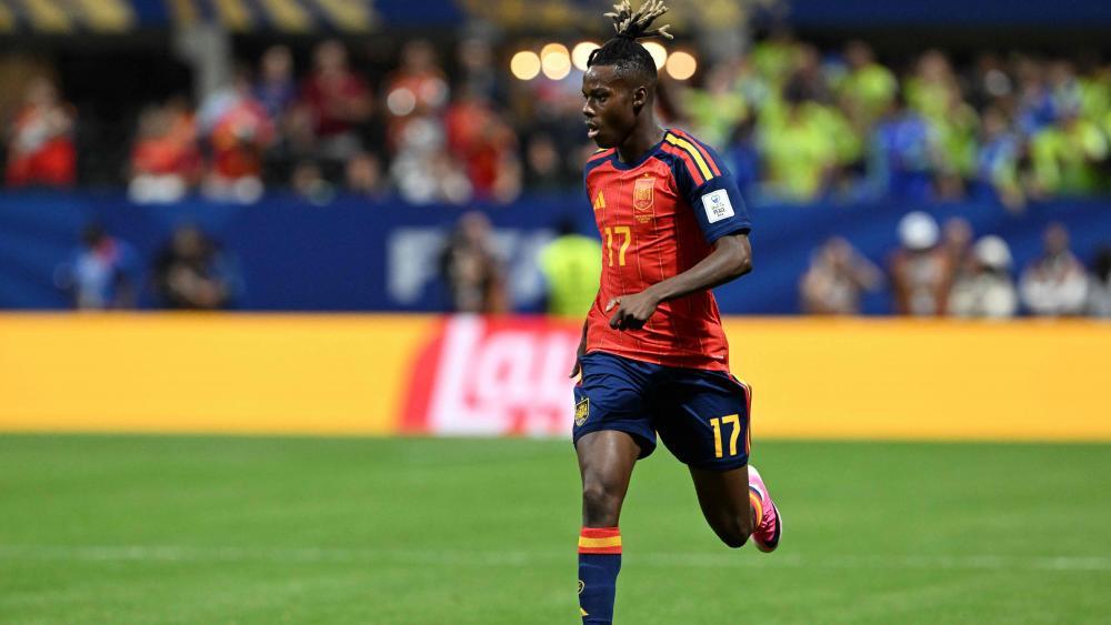 Spanien-Star  Nico Williams hat einen Bruder bei der WM. © APA/afp / ROBERTO SCHMIDT