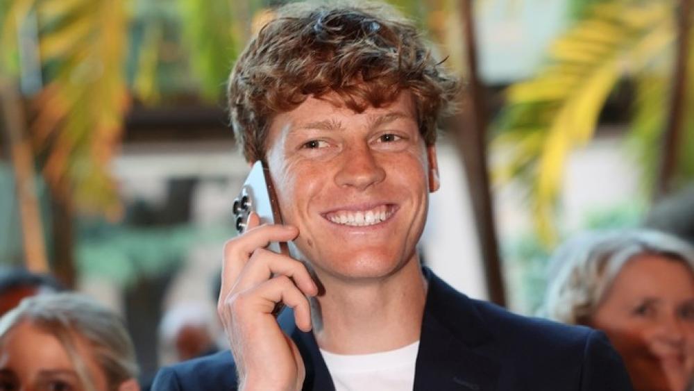 Superstar Jannik Sinner war auf einer Traumhochzeit zu Gast.
