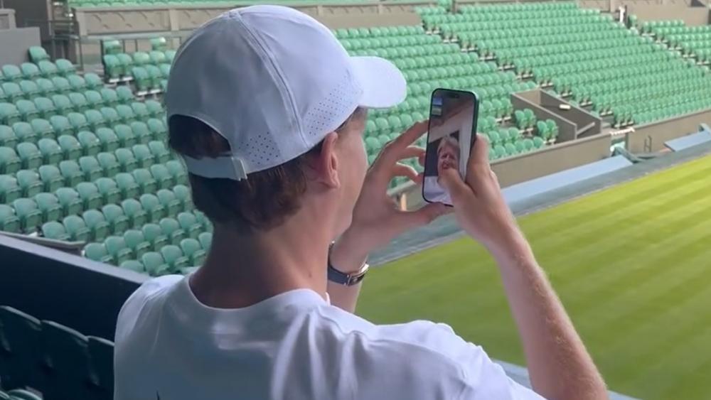 Jannik Sinner sorgt für einen emotionalen Moment.