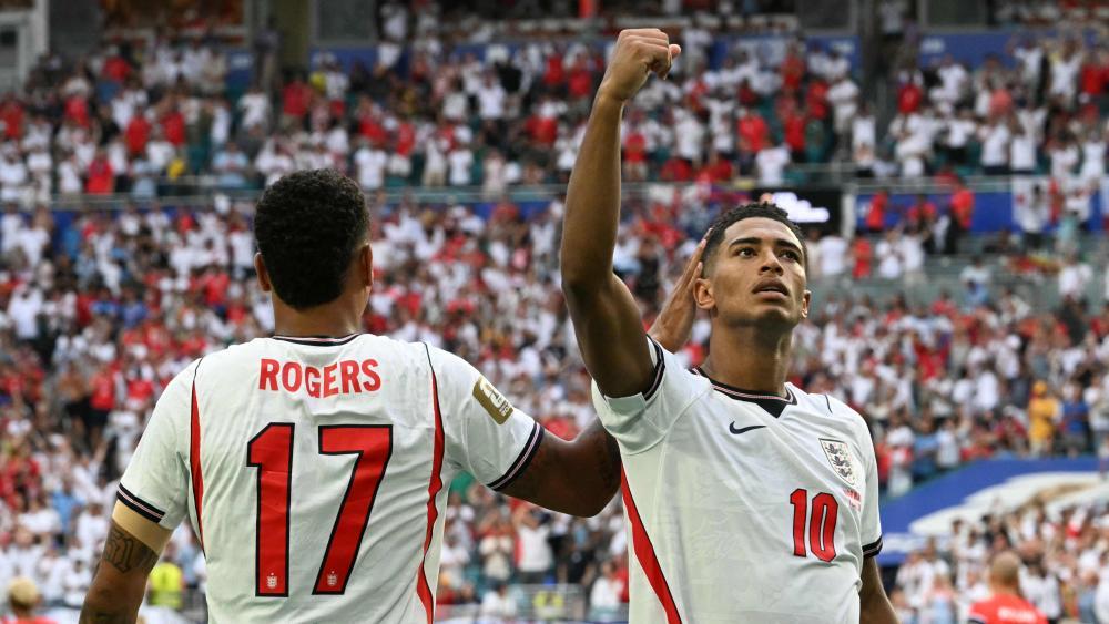 Jude Bellingham traf zum entscheidenden 2:1 für England. © APA/afp / ROBERTO SCHMIDT