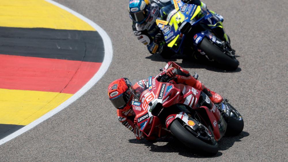 Marc Marquez auf seiner Ducati. © APA/afp / RONNY HARTMANN