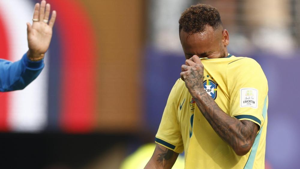 Neymar hat seinen Rücktritt verkündet. © ANSA / WILL OLIVER