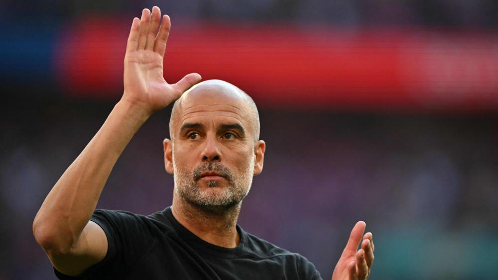 Pep Guardiola wird als neuer Italien-Trainer gehandelt. © APA/afp / GLYN KIRK