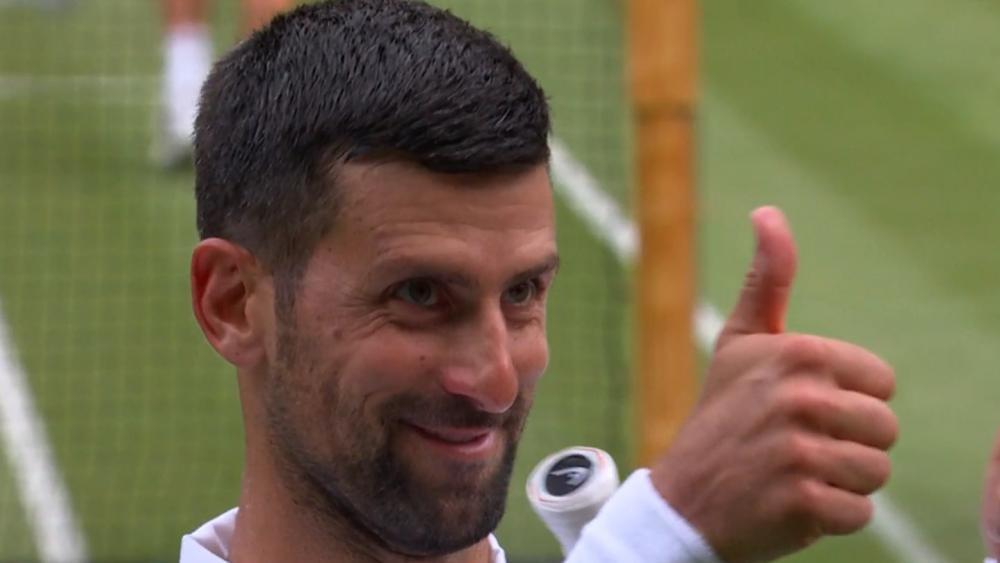 Tennis-Star Novak Djokovic als Gratulant.