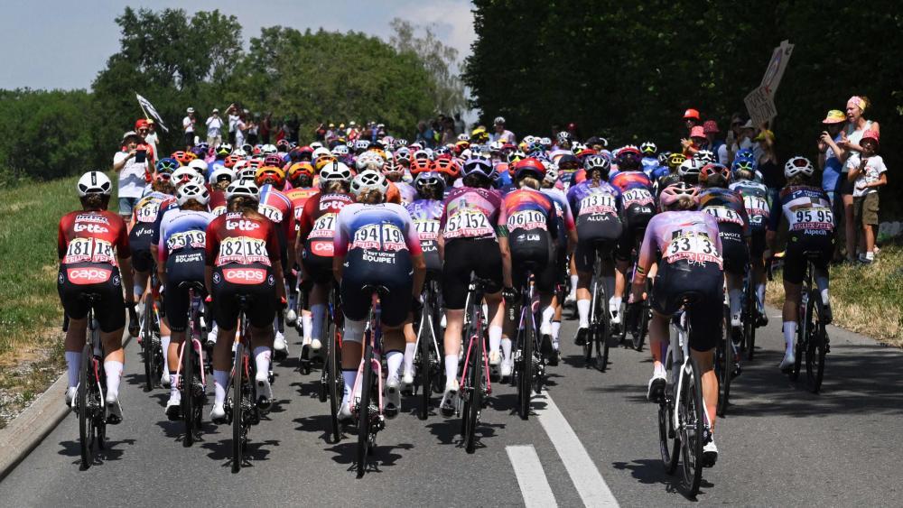 Die Tour de France der Frauen hat am Samstag begonnen. © APA/afp / NICOLAS TUCAT