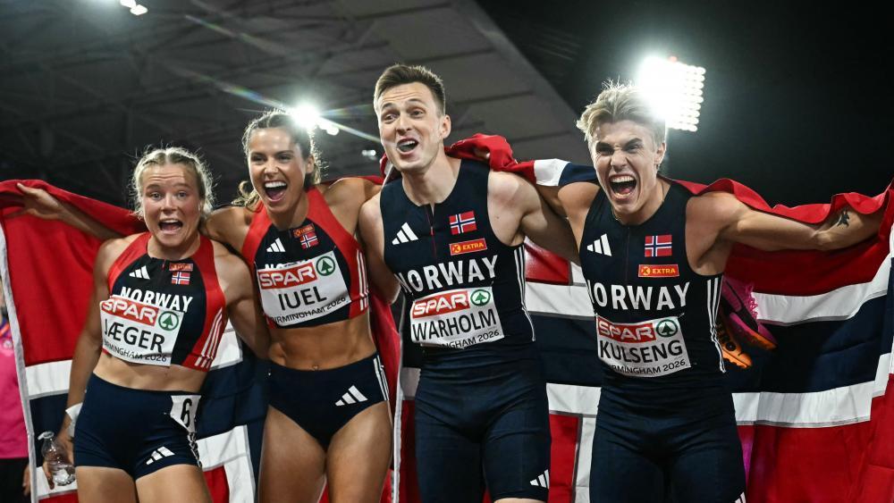 Norwegens Gold-Staffel um Karsten Warholm (2.v.r). © APA/afp / PAUL ELLIS