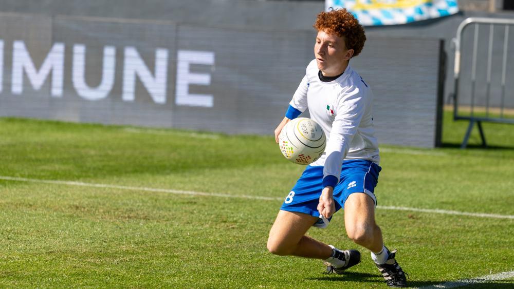 Philipp Spornberger, Abwehrspieler der Faustballer Italiens.