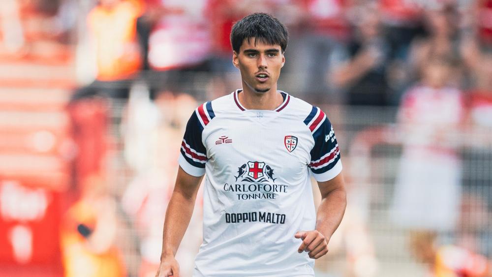 Raphael Kofler ist mit 21 Jahren das aktuelle Aushängeschild im Südtiroler Fußball. © Cagliari Calcio