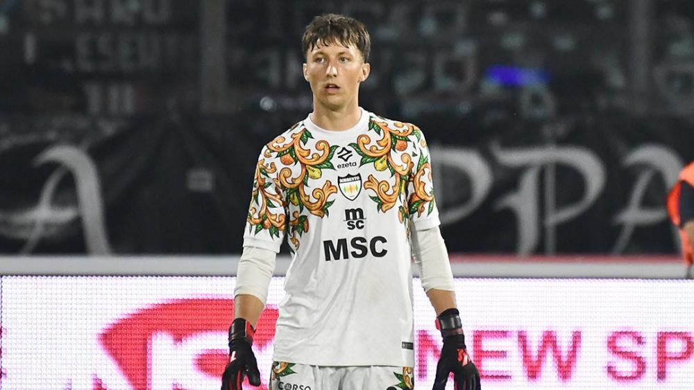 Simon Harrasser feierte mit Sorrento einen emotionalen Auftaktsieg im kampanischen Derby.