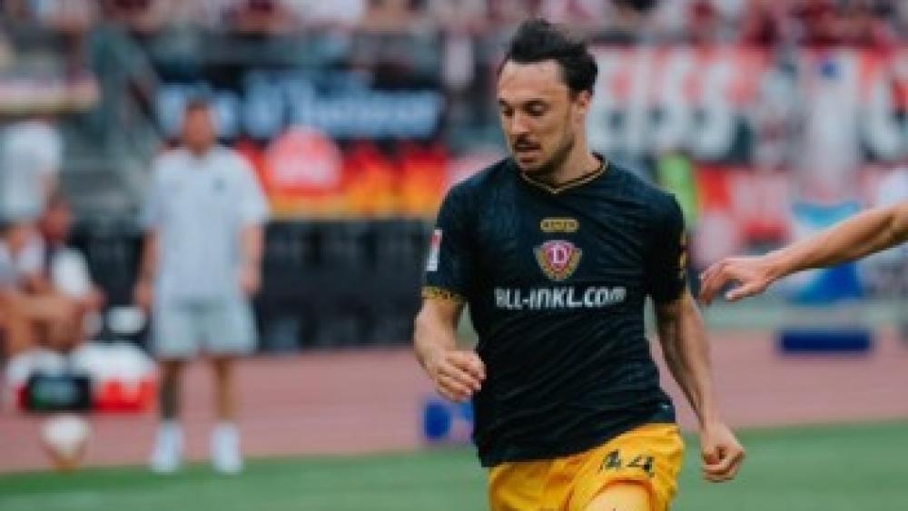 Simon Straudi gab sein Debüt für Dynamo Dresden. © SG Dynamo Dresden